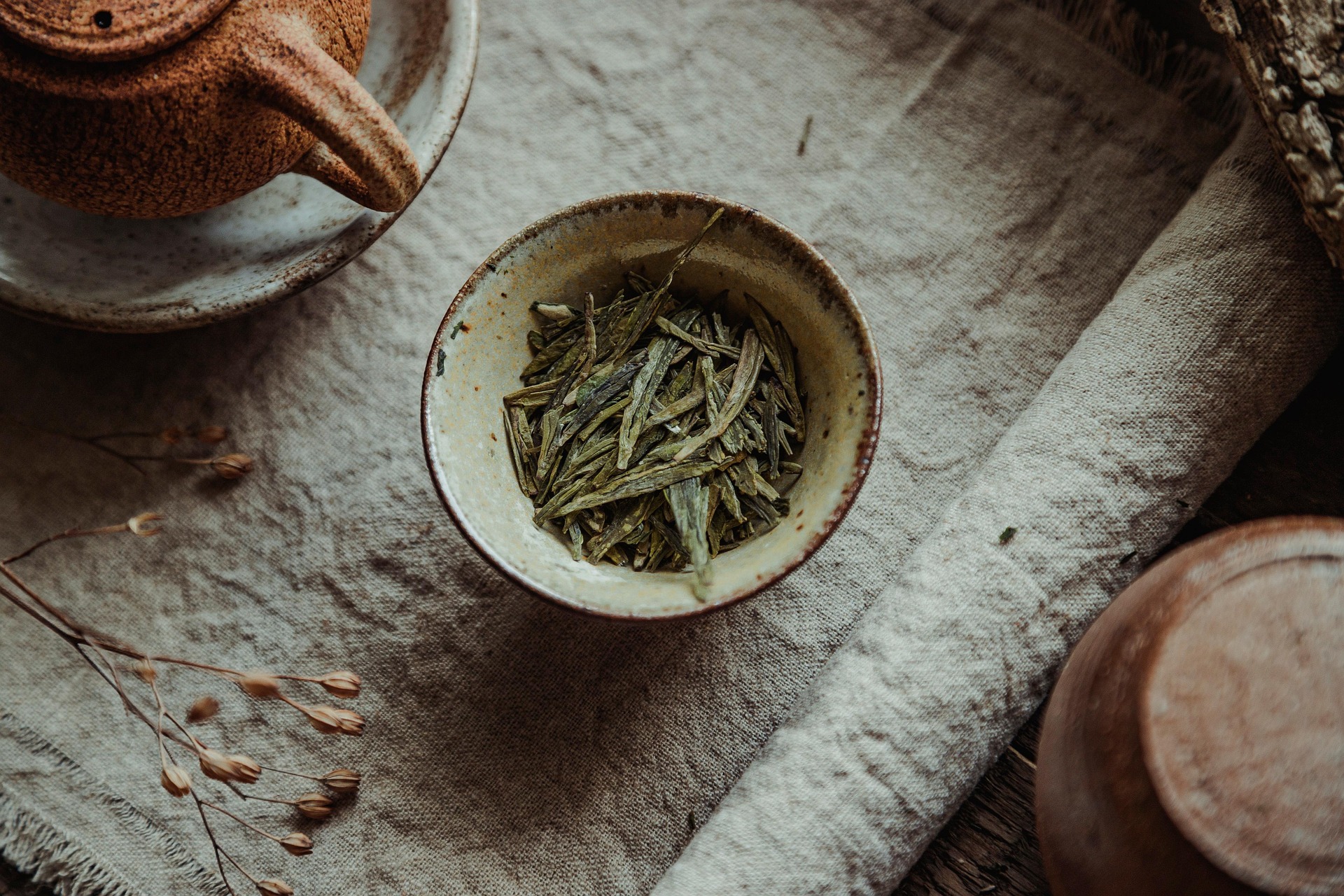 Herbal ingredients laid out for a Vietnam Detox wellness article