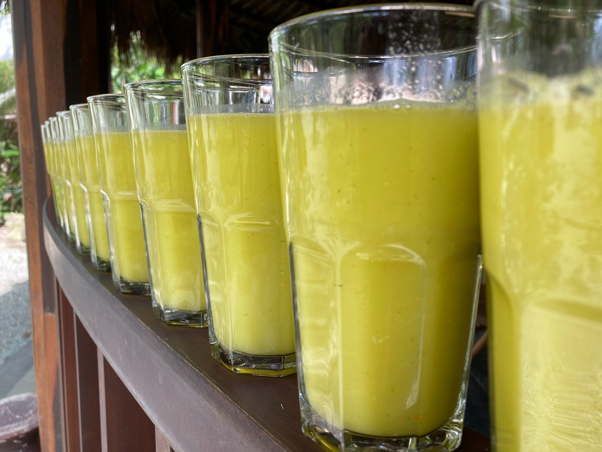 Fresh green vegetable juices prepared for guests during Yên Retreat at Alba Wellness Valley Hue